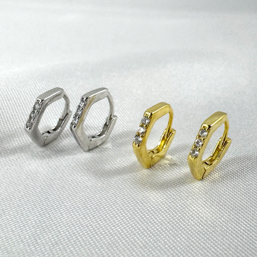 P43/Prismeミニピアス