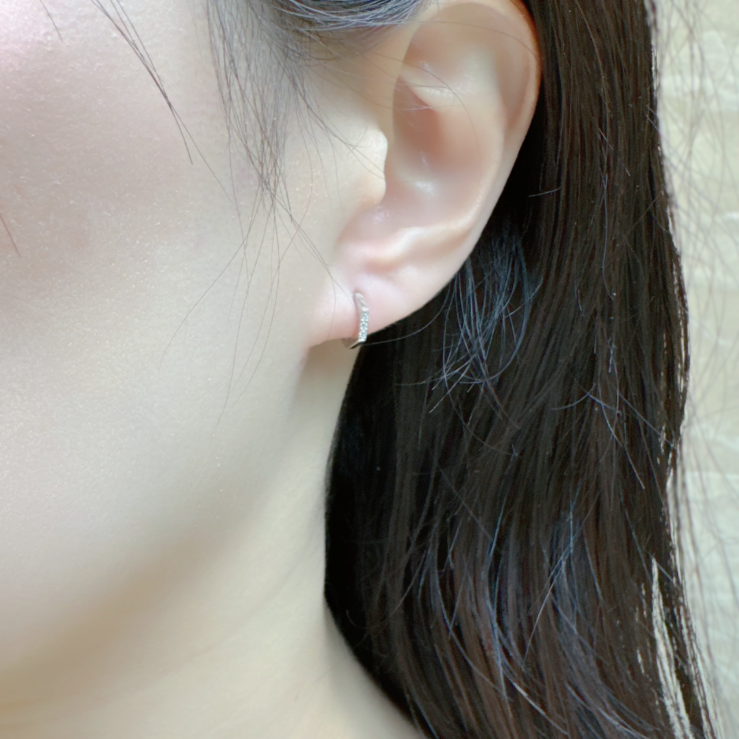 P43/honeyミニピアス
