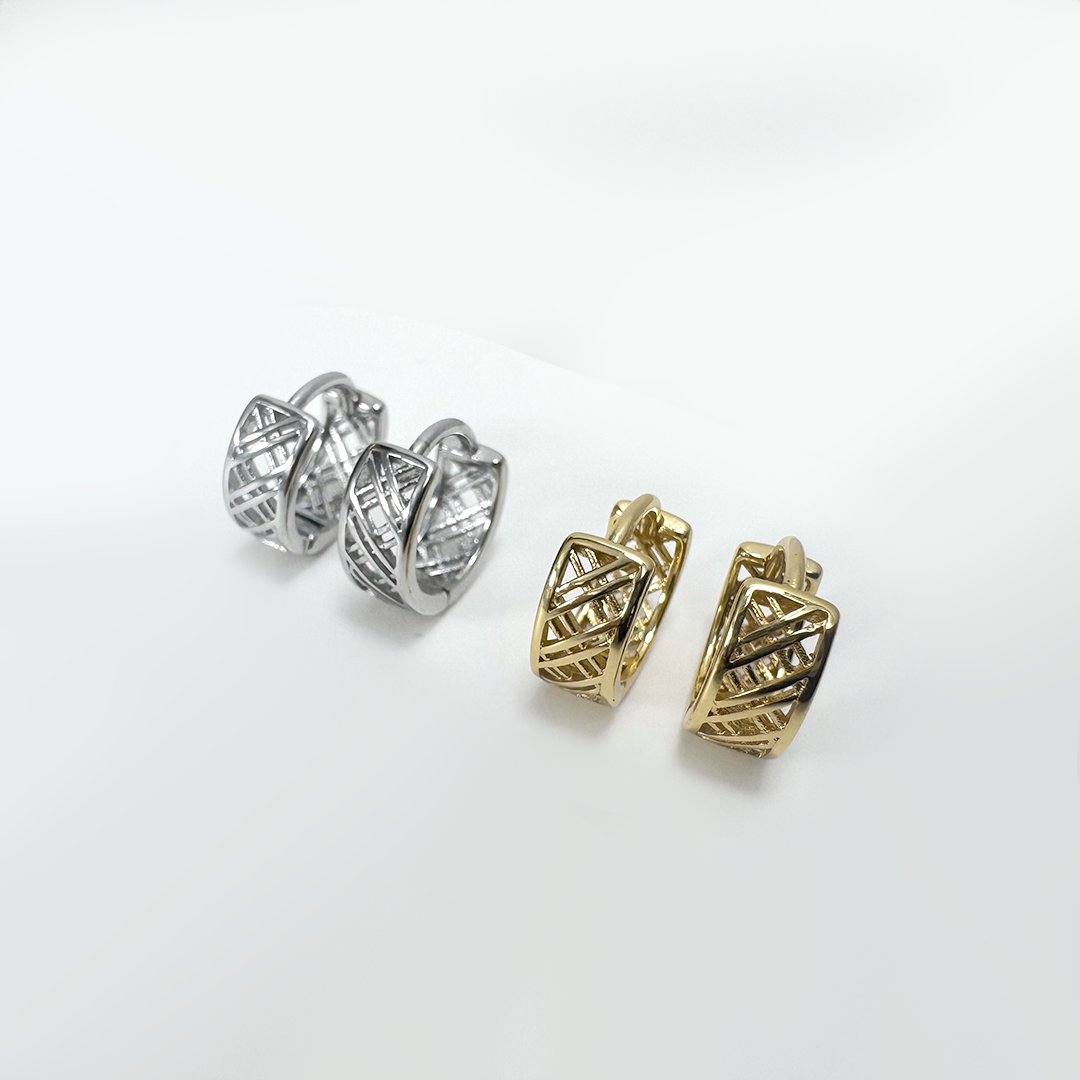P44/laceピアス