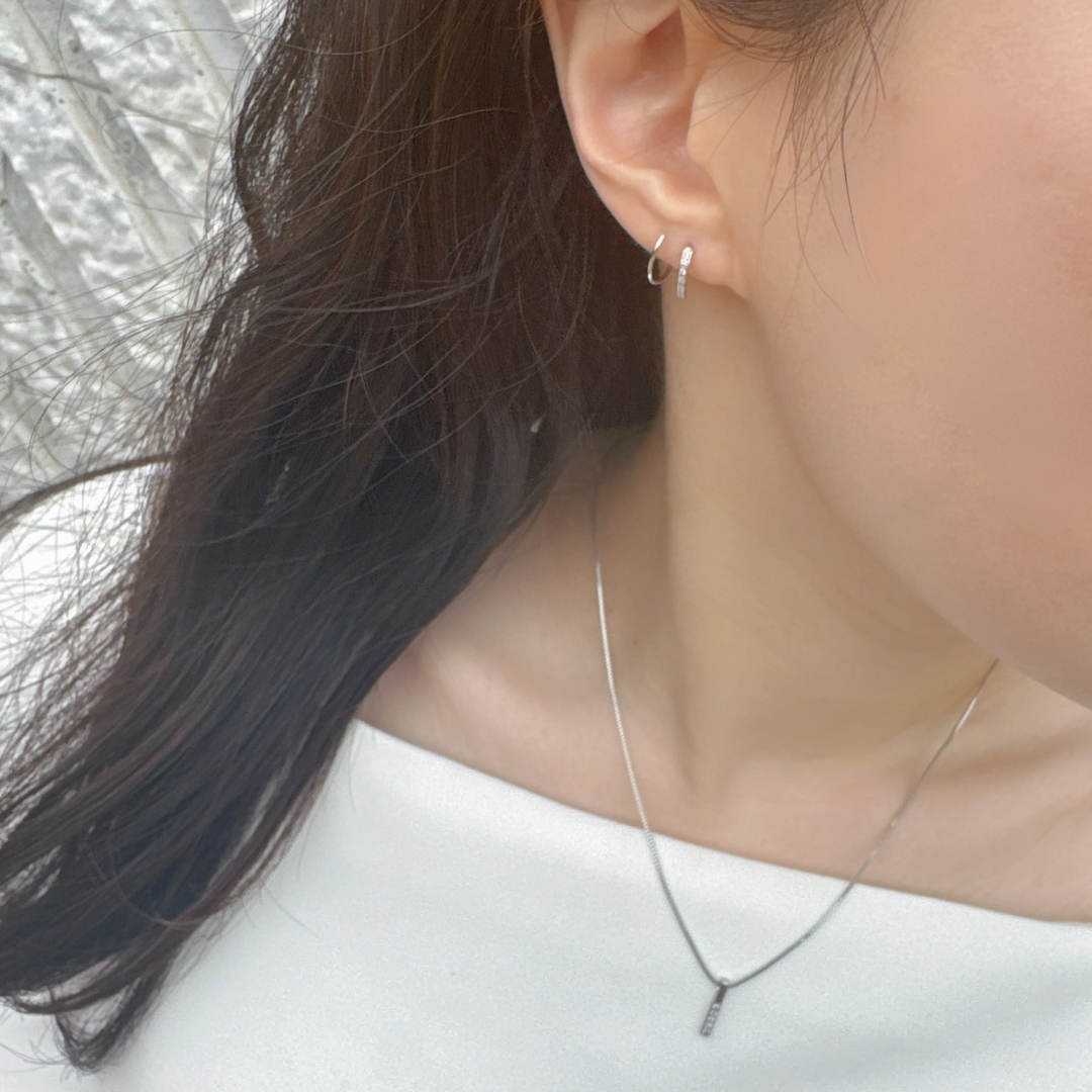 P18/Luciaジルコンピアス