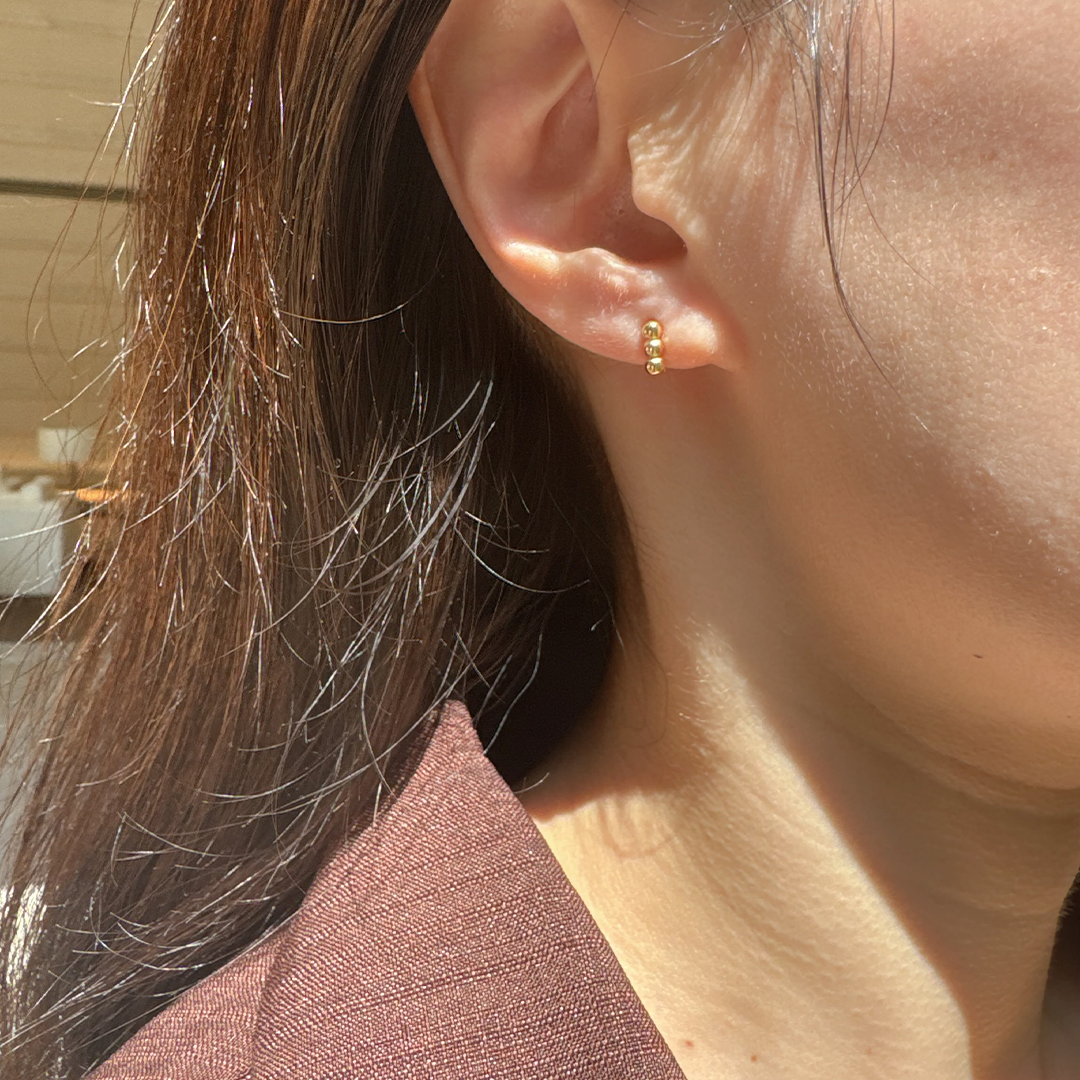 P49/trinityballミニピアス