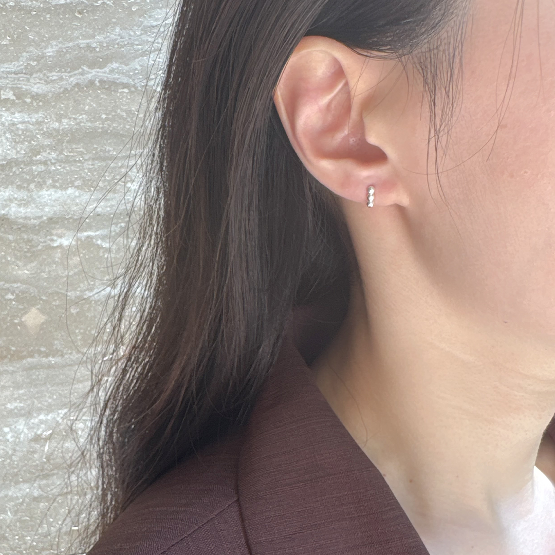 P49/trinityballミニピアス