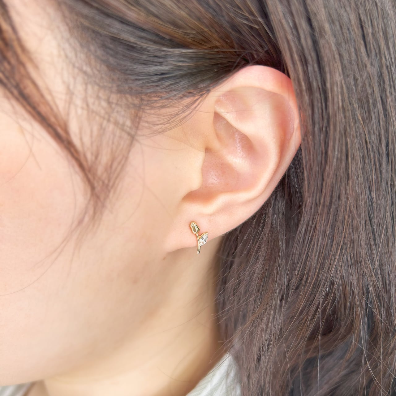 P25/tulipポストピアス