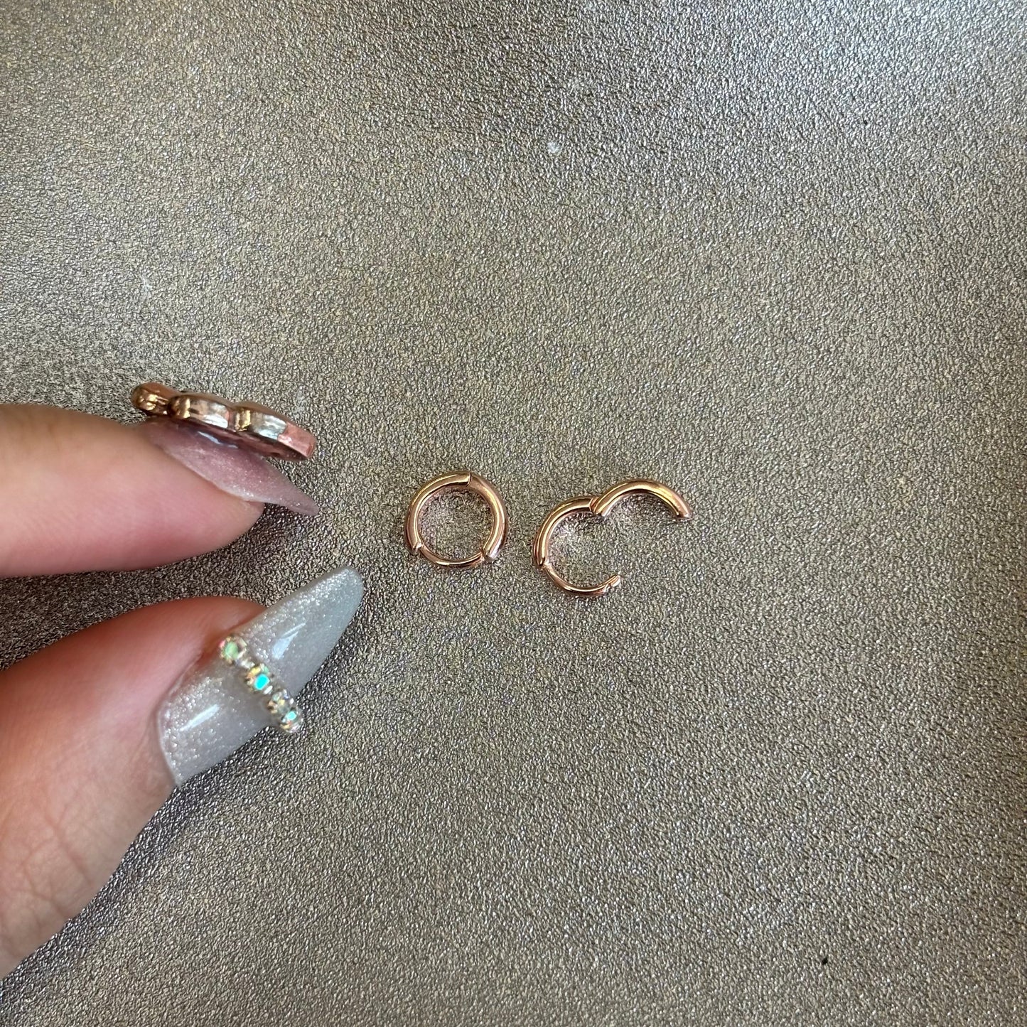P24/roundミニピアス