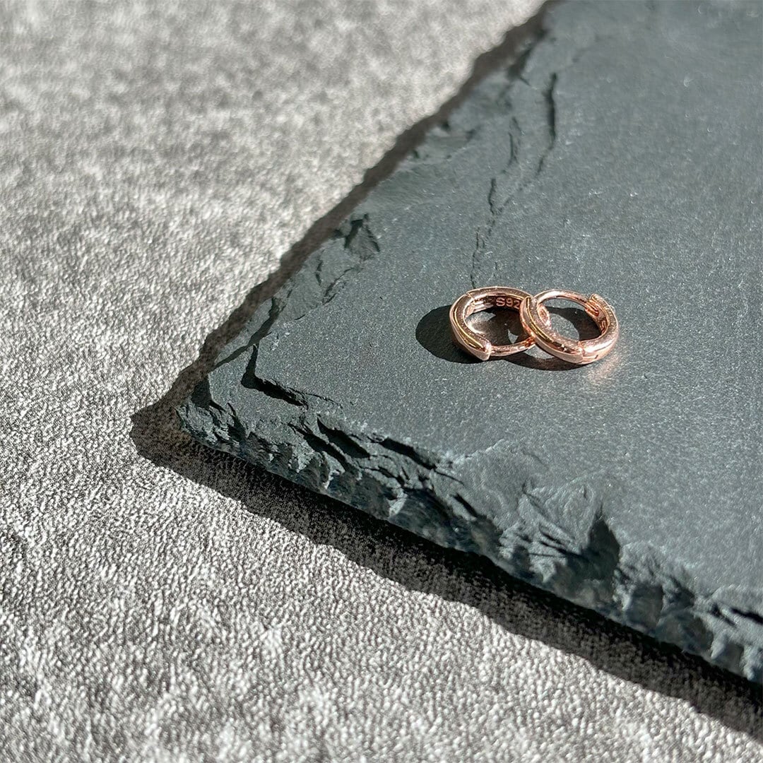 P24/roundミニピアス