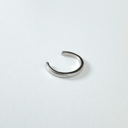 E1/Horseshoeイヤーカフ