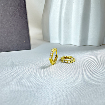 P43/honeyミニピアス