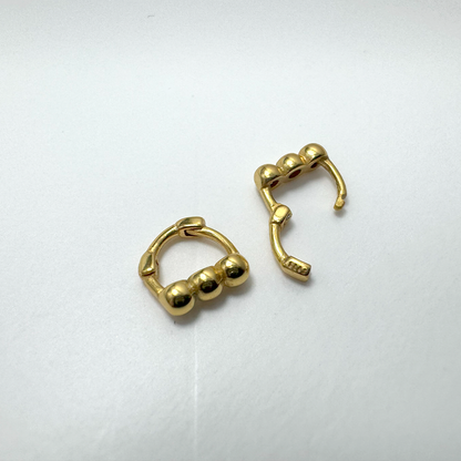 P49/trinityballミニピアス