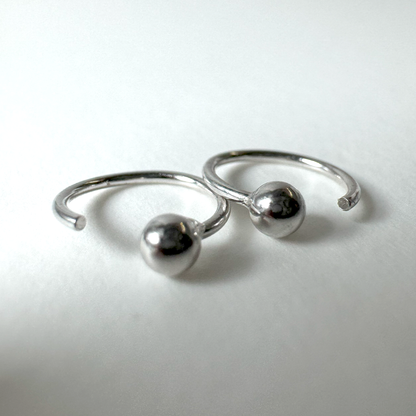 P51/minimal-dotピアス