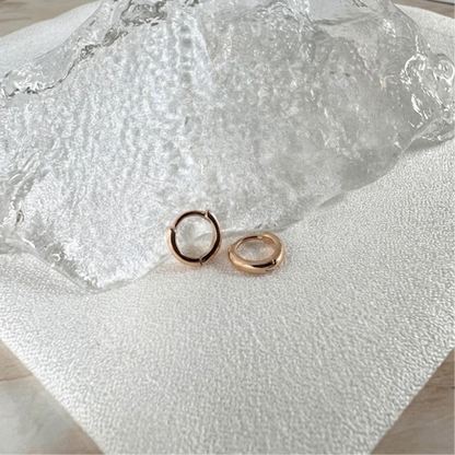 P24/Roundミニピアス