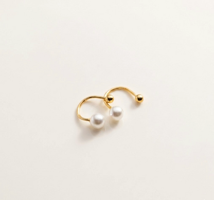 P28/Poundパールピアス
