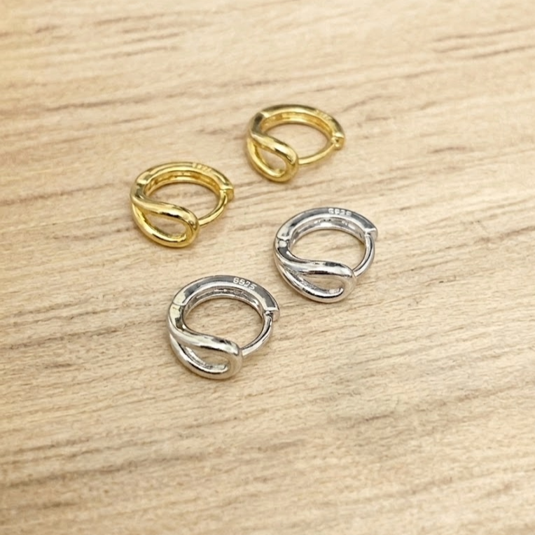 P42 Duo（デュオ）フープピアス【 30-Day Best Seller / No.3 】
