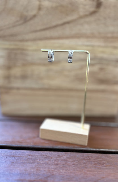 P4/Bambooモダンピアス