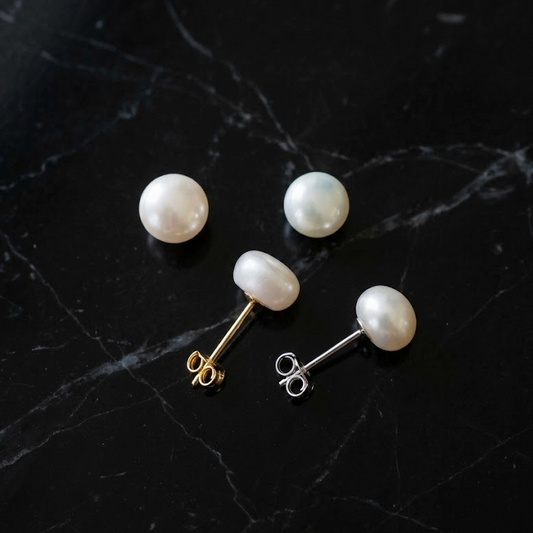 P51 Perle（ペルル）ポストピアス【新商品】