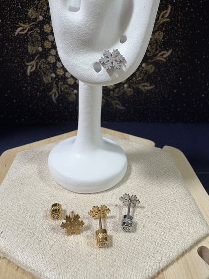 P60/snow flakes ポストピアス