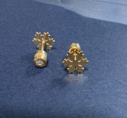 P60/snow flakes ポストピアス