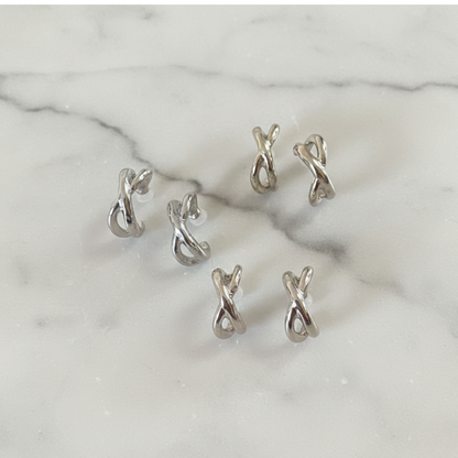 P61/mobiusポストピアス