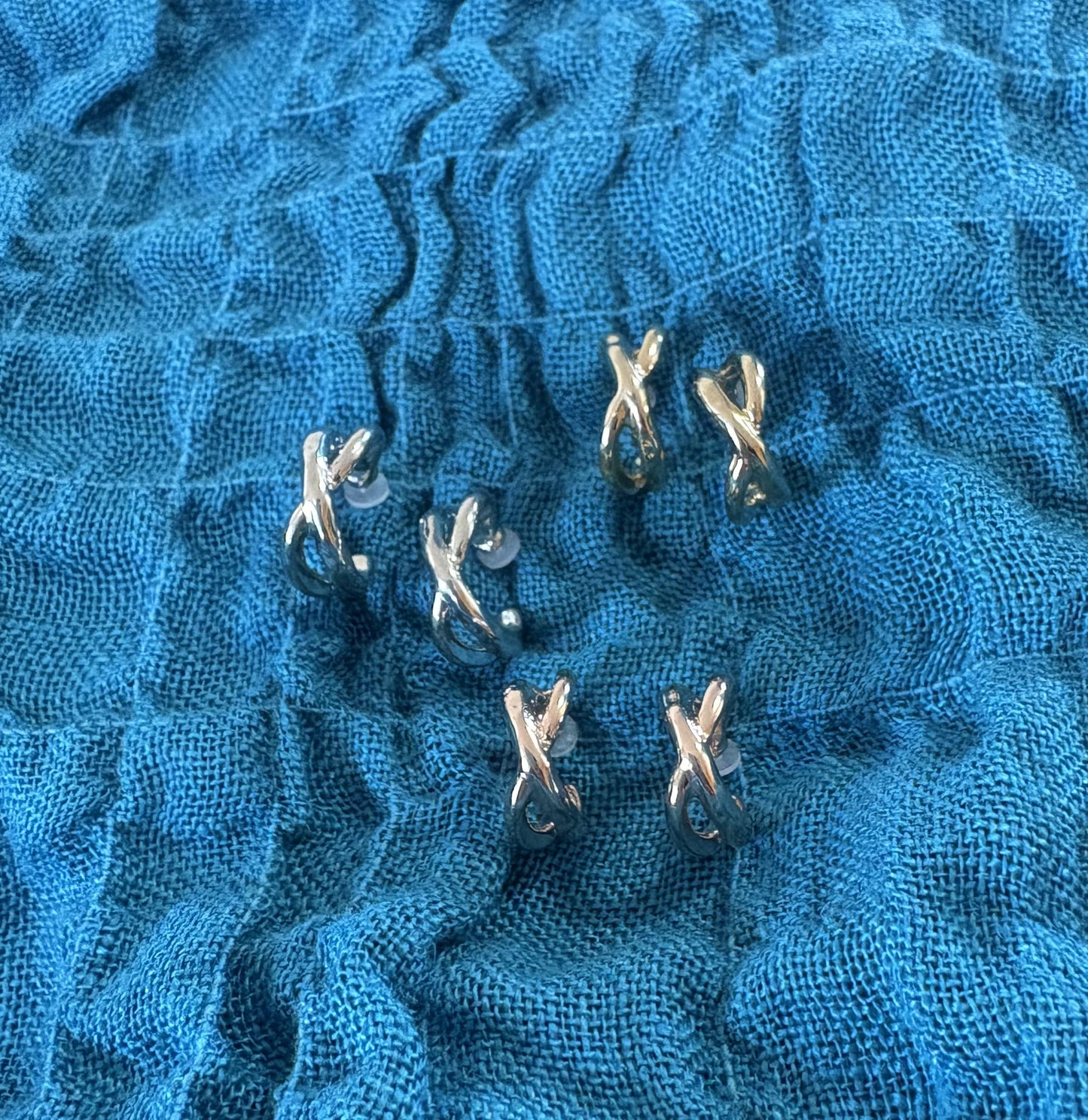 P61/mobiusポストピアス